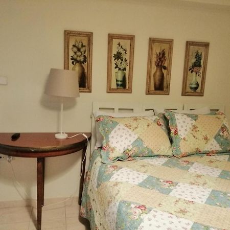 St. Thomas Bed And Breakfast Paianía Buitenkant foto
