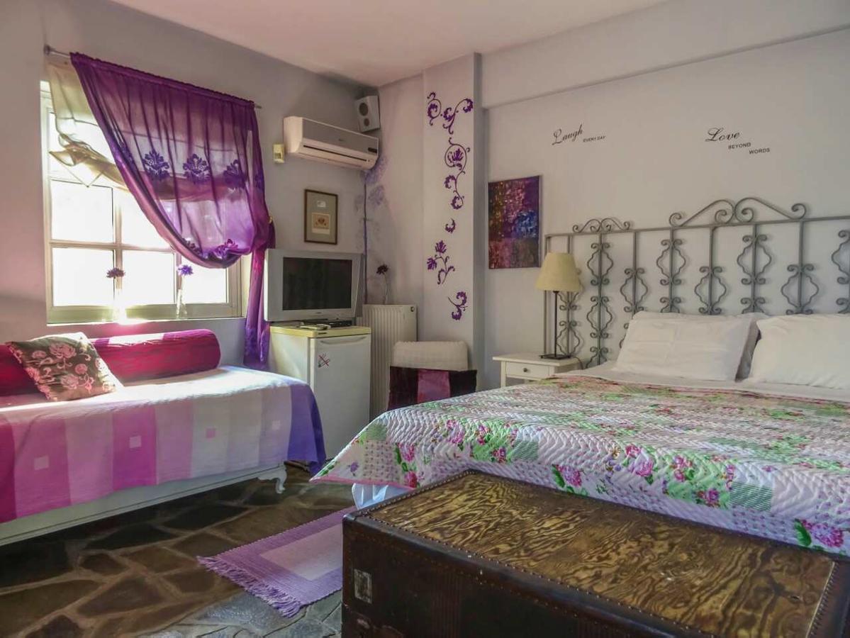 St. Thomas Bed And Breakfast Paianía Buitenkant foto