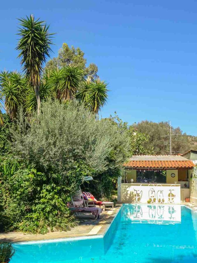 St. Thomas Bed And Breakfast Paianía Buitenkant foto
