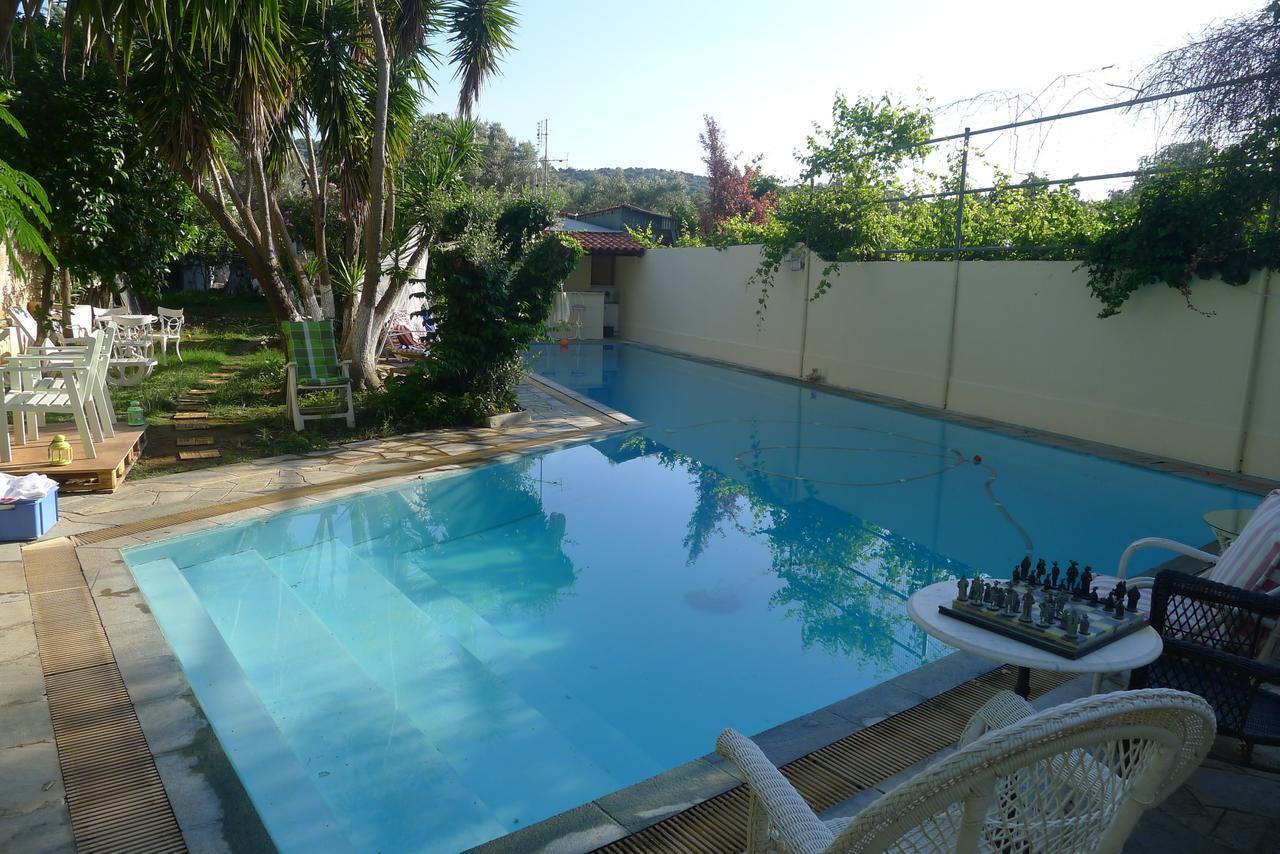 St. Thomas Bed And Breakfast Paianía Buitenkant foto